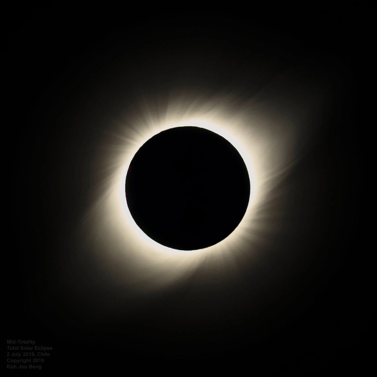 Mid-totality over Chile, 2019